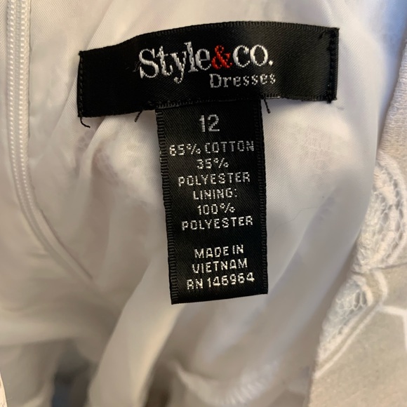 Women’s Work Dress - size 12 - flower pattern - Picture 8 of 8